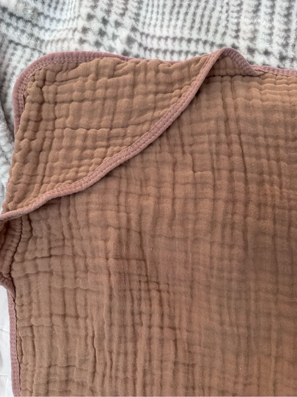 Muslin Hooded Baby Bath Towel Set - Cream and Dusty Rose/Rust